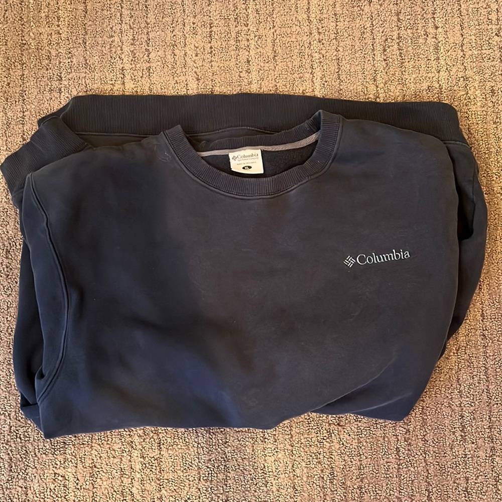 Vintage Columbia Crewneck